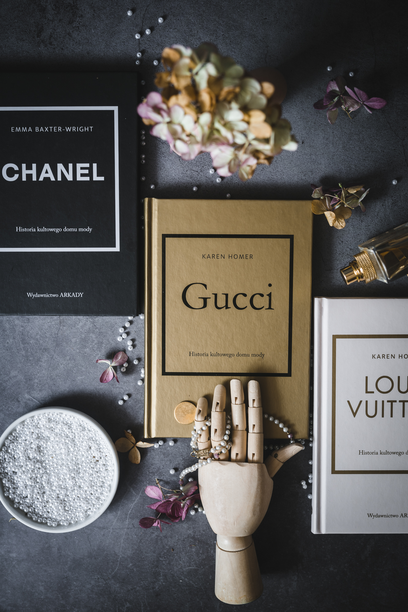 Małe przewodniki po stylu: Chanel, Gucci, Louis Vuitton.